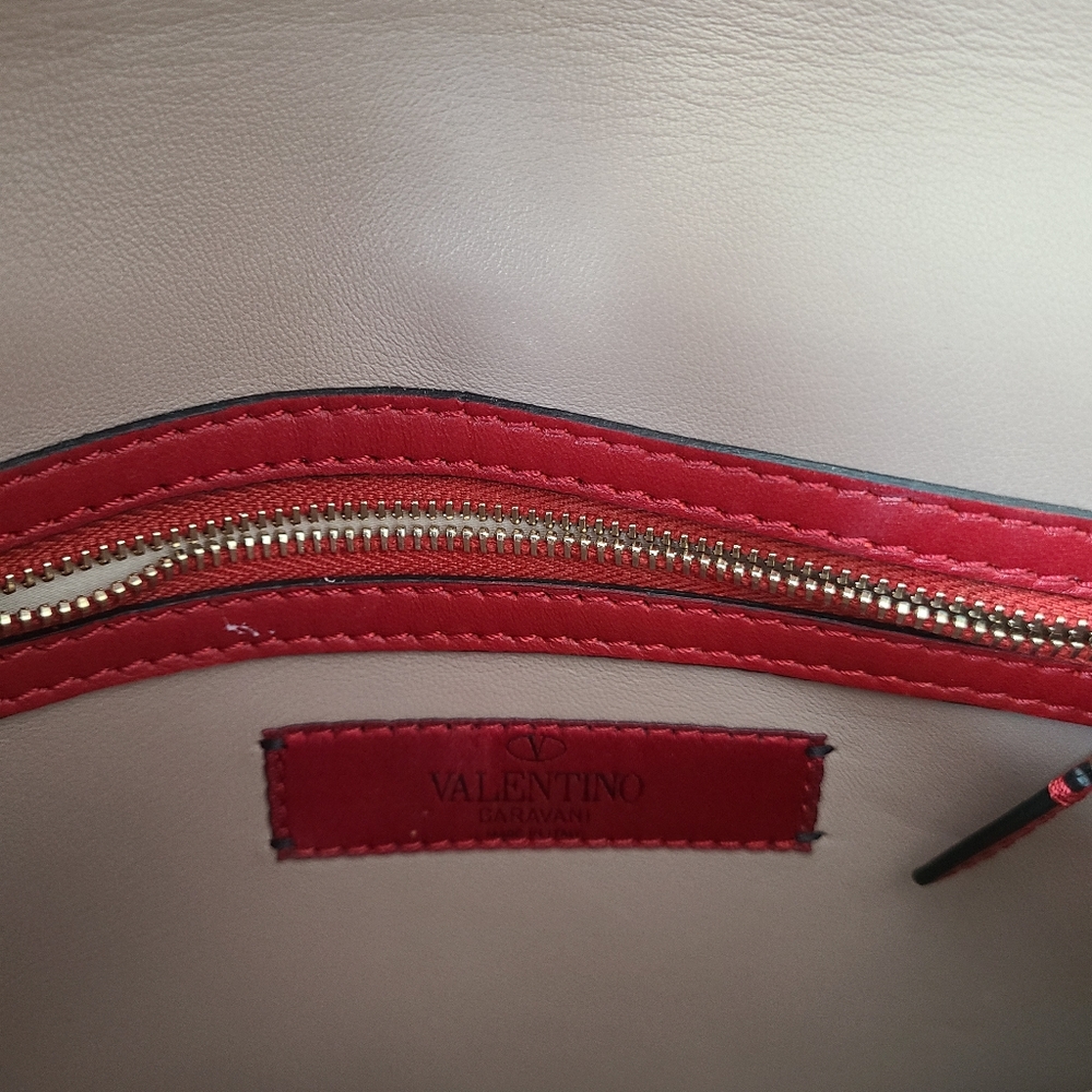 Valentino red rockstud clutch - Picture 12 of 16